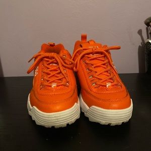 Orange Fila